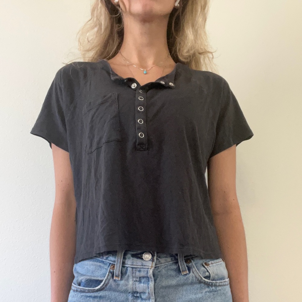 Urban outfitters tee shirt
